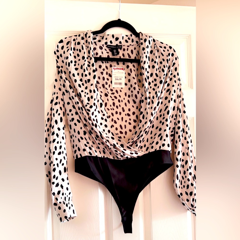 Womens sincerely Jewels animal print bodysuit size Small